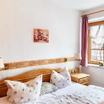 Und Frischhuette Maison d'hôtes 3*