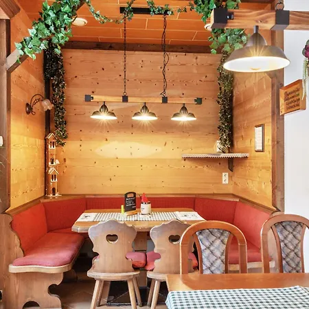 بيت ضيافة Und Frischhuette 3*