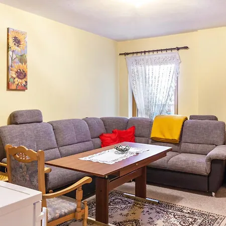 بيت ضيافة Und Frischhuette 3*