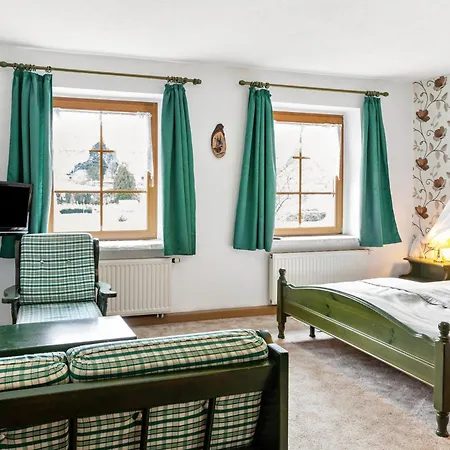 Und Frischhuette Pensjonat 3*