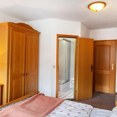 Und Frischhuette 3* Muldenhammer