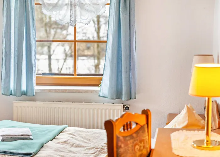 Und Frischhuette بيت ضيافة 3*