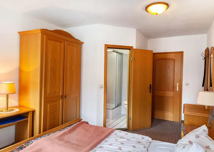 Und Frischhuette 3* Muldenhammer